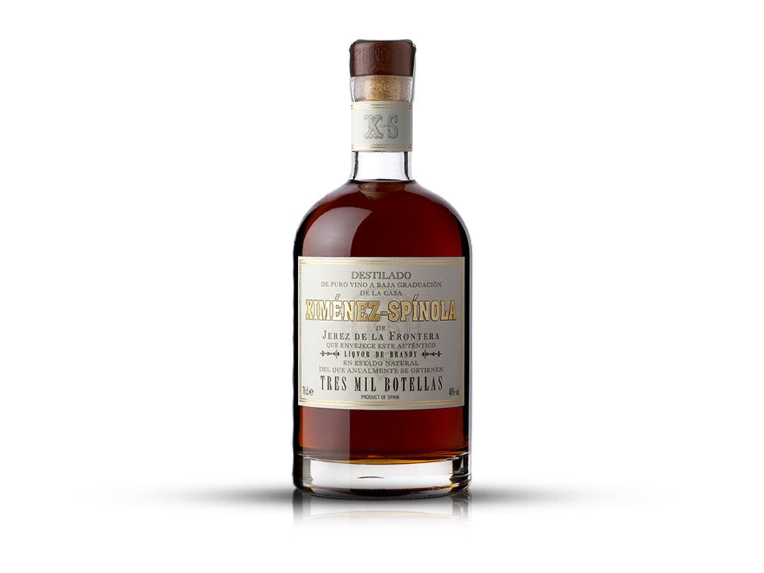 LIQVOR DE BRANDY TRES MIL BOTELLAS