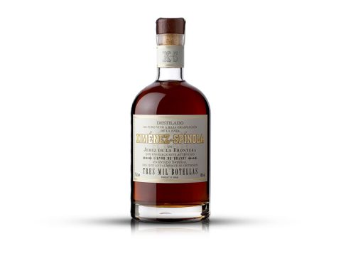 LIQVOR DE BRANDY TRES MIL BOTELLAS